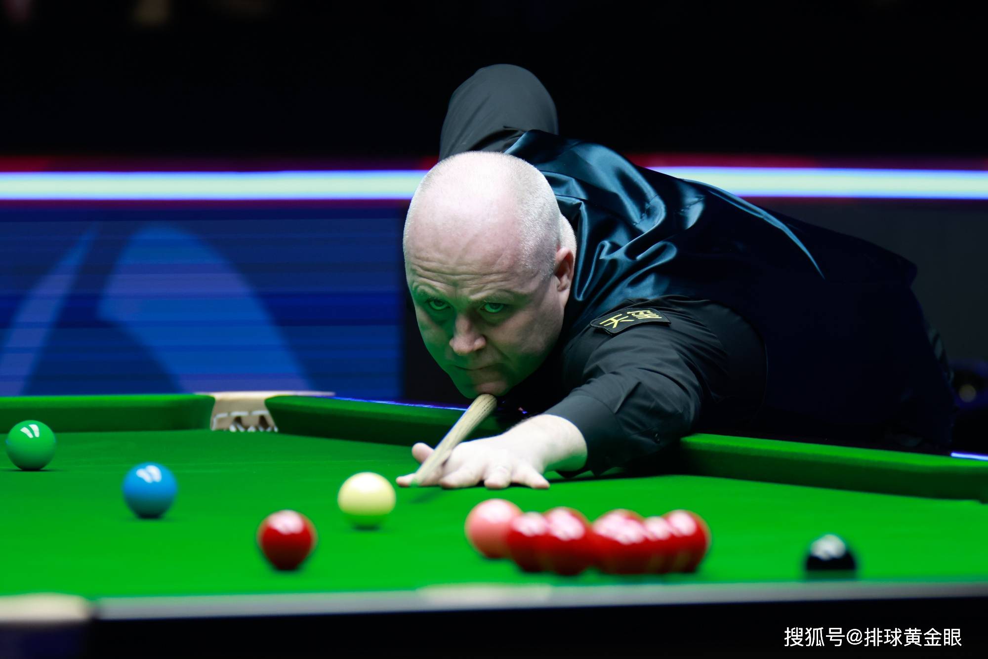 篮板上占据 篮板上占据