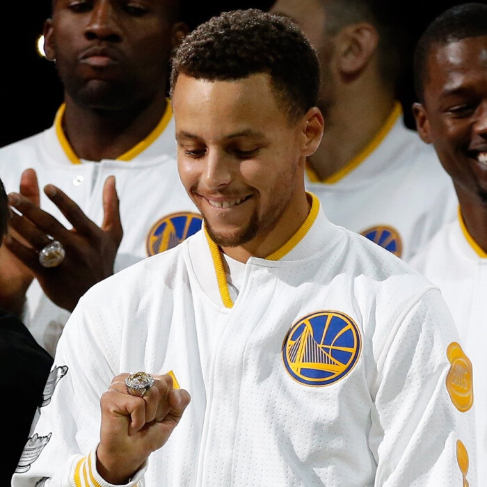 在此背景下 在此背景下