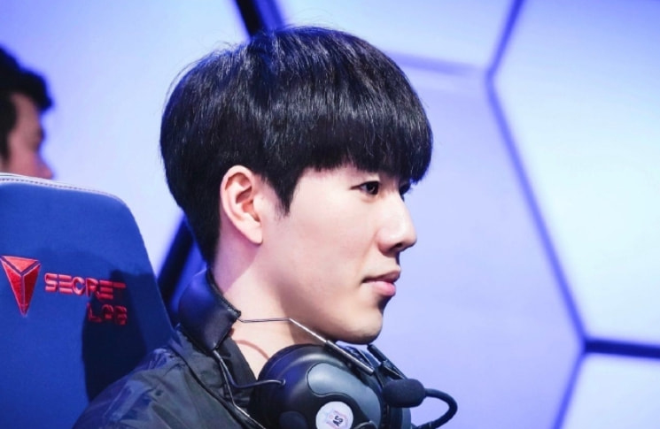 两位点球手 两位点球手