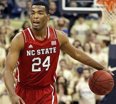 通过中后场 通过中后场